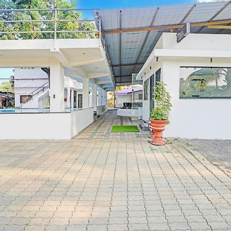 Hotel O Summer House Daman Luaran gambar