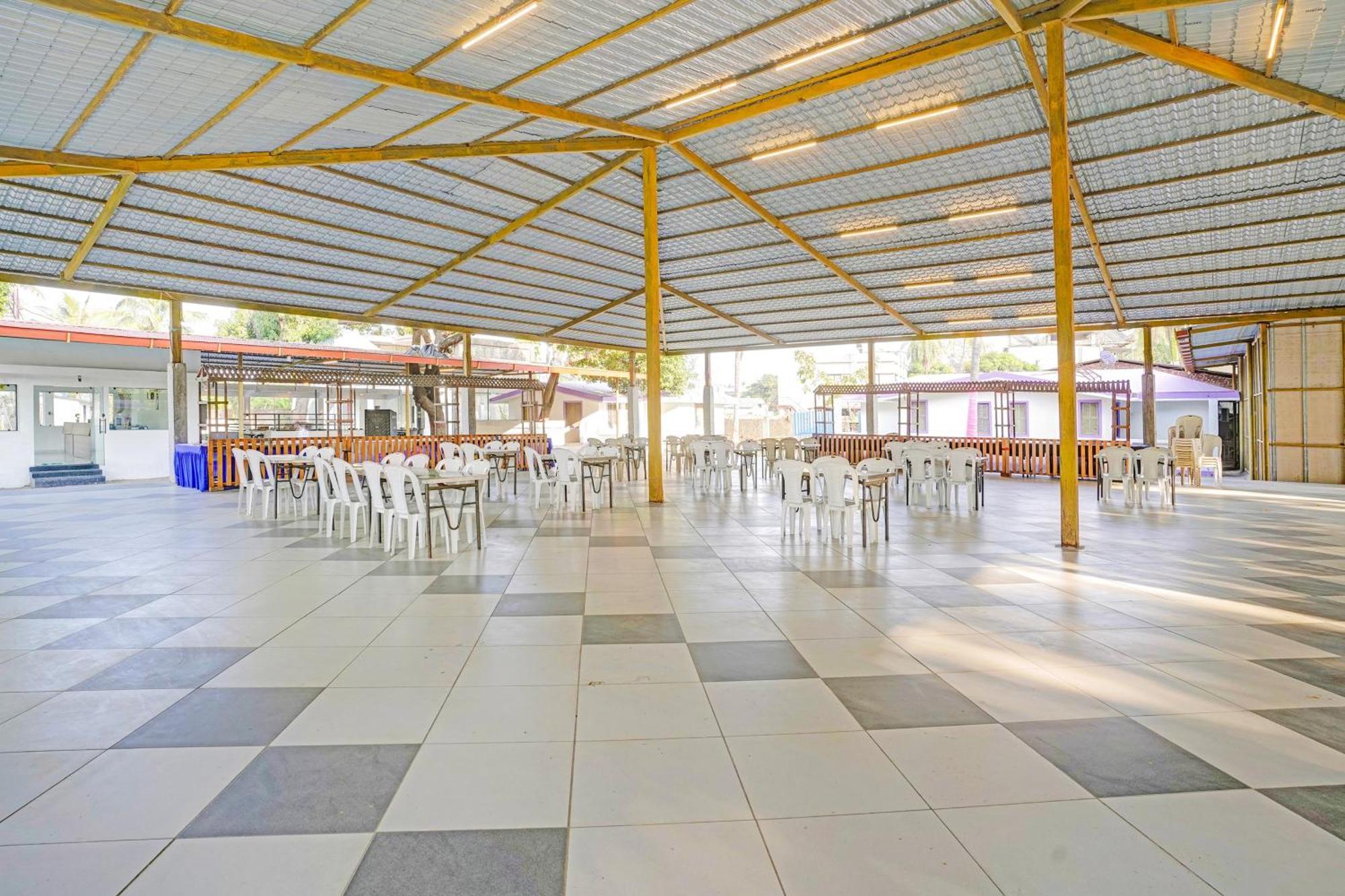Hotel O Summer House Daman Luaran gambar